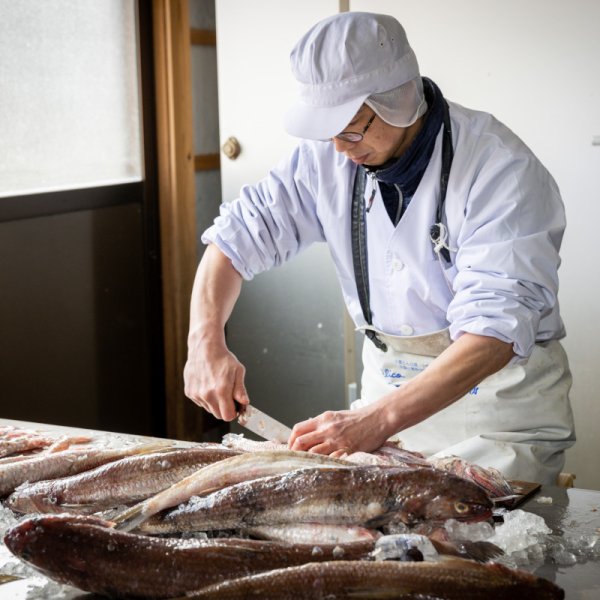 画像4: 卵・小麦不使用！萩かまぼこ（白）170g【令和6年度水産庁長官賞受賞商品】　　3本 (4)